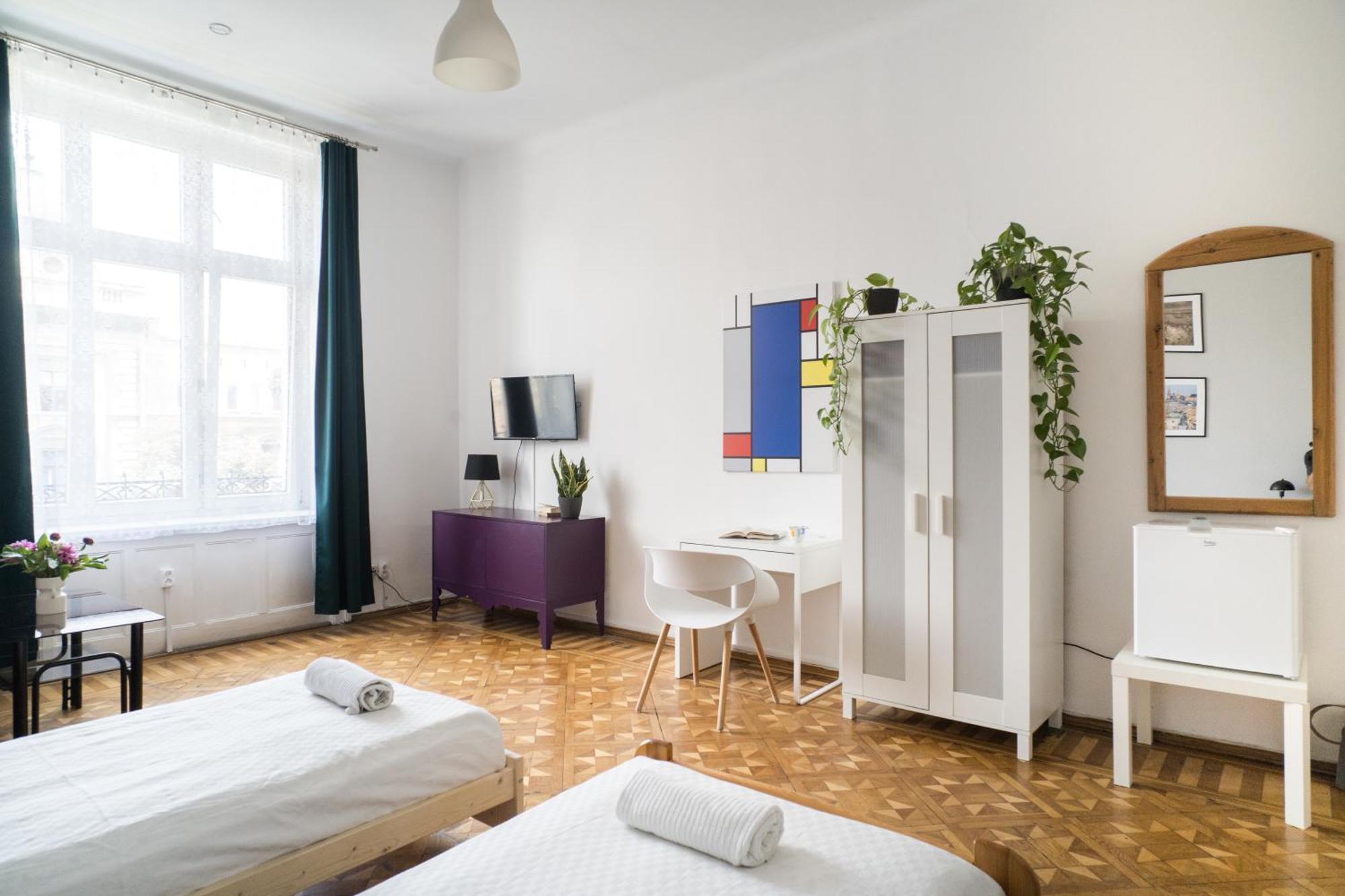 Roller Hotel apartamentowy *